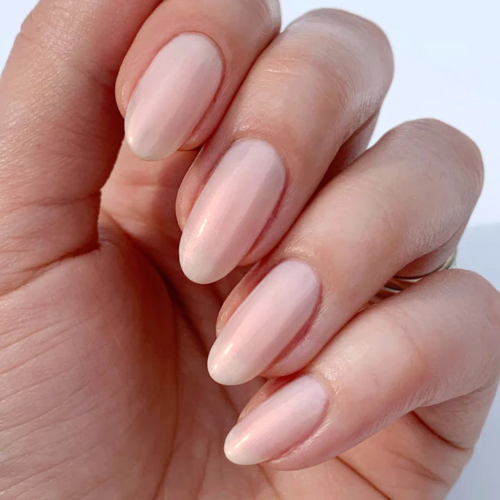 BUBBLE ILLUMINATING NAIL CONCEALER | Nail concealer | LOSHEN & CREM