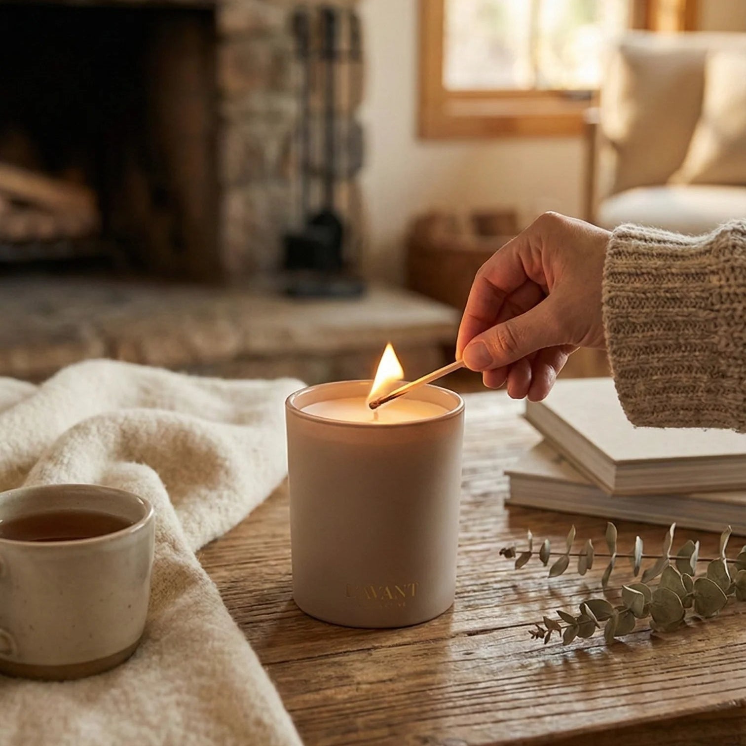 Ambre Santal Candle | Candles | LOSHEN & CREM