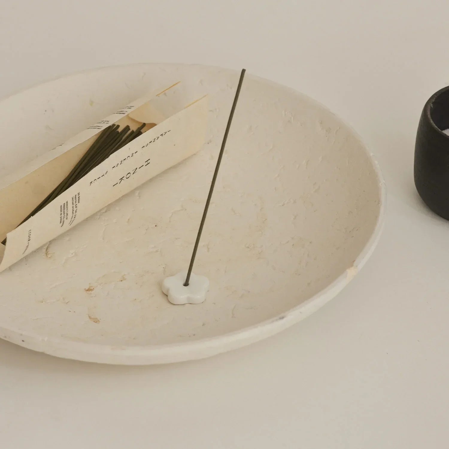 Cedar & Myrrh Hinoki Japanese Incense Stick Set