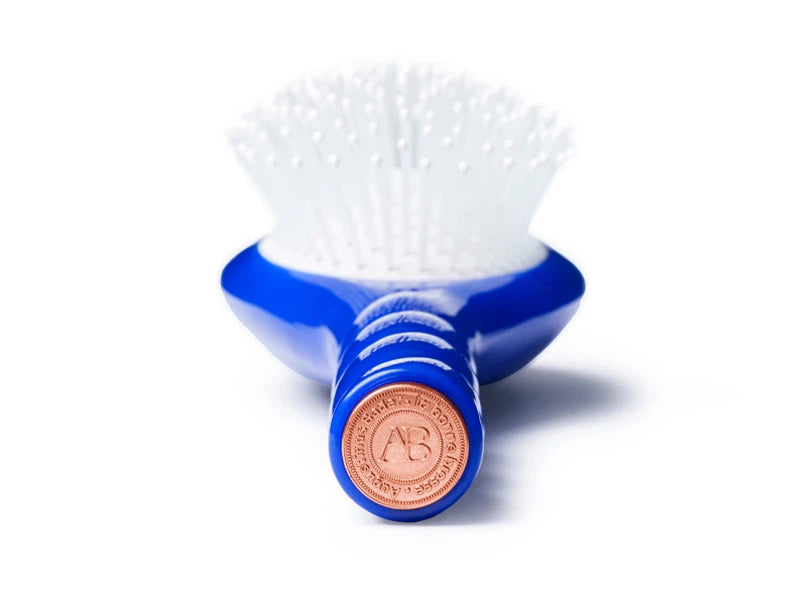 Augustinus Bader x La Bonne Brosse N.04 The Miracle Detangling Scalp Brush | Detangling hair brush | LOSHEN & CREM