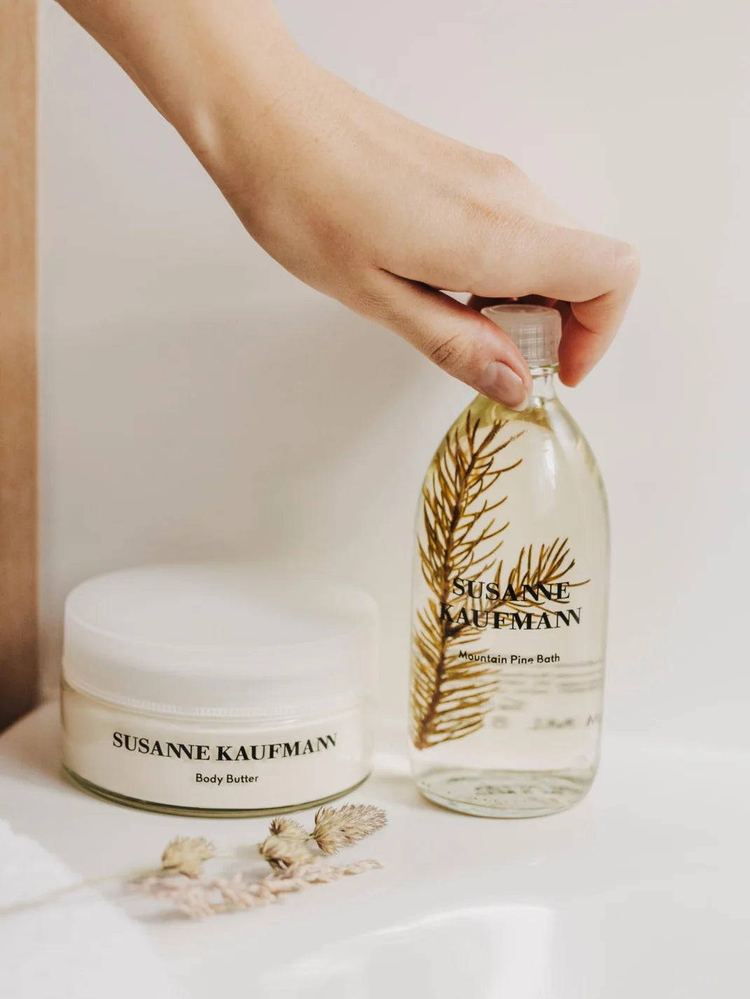 Susanne Kaufmann Mountain Pine Bath | Bath - Oil | LOSHEN & CREM