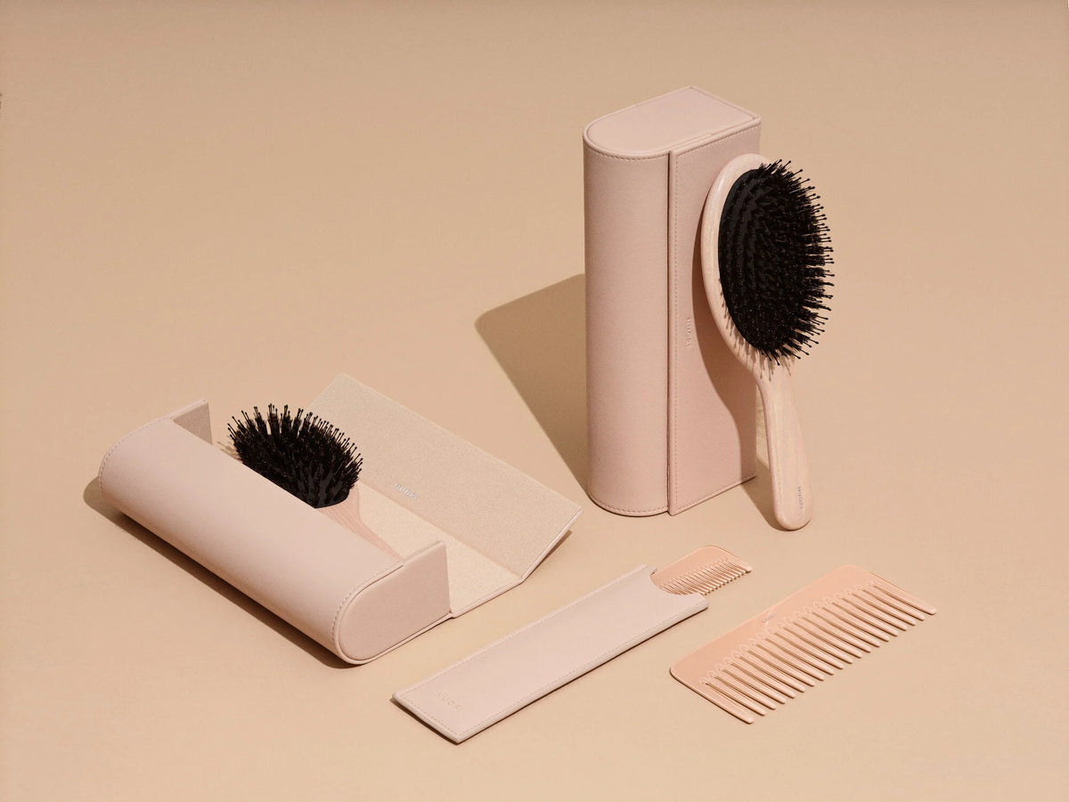 NUORI Revitalizing Hair Brush Large in Rose with vegan leather case