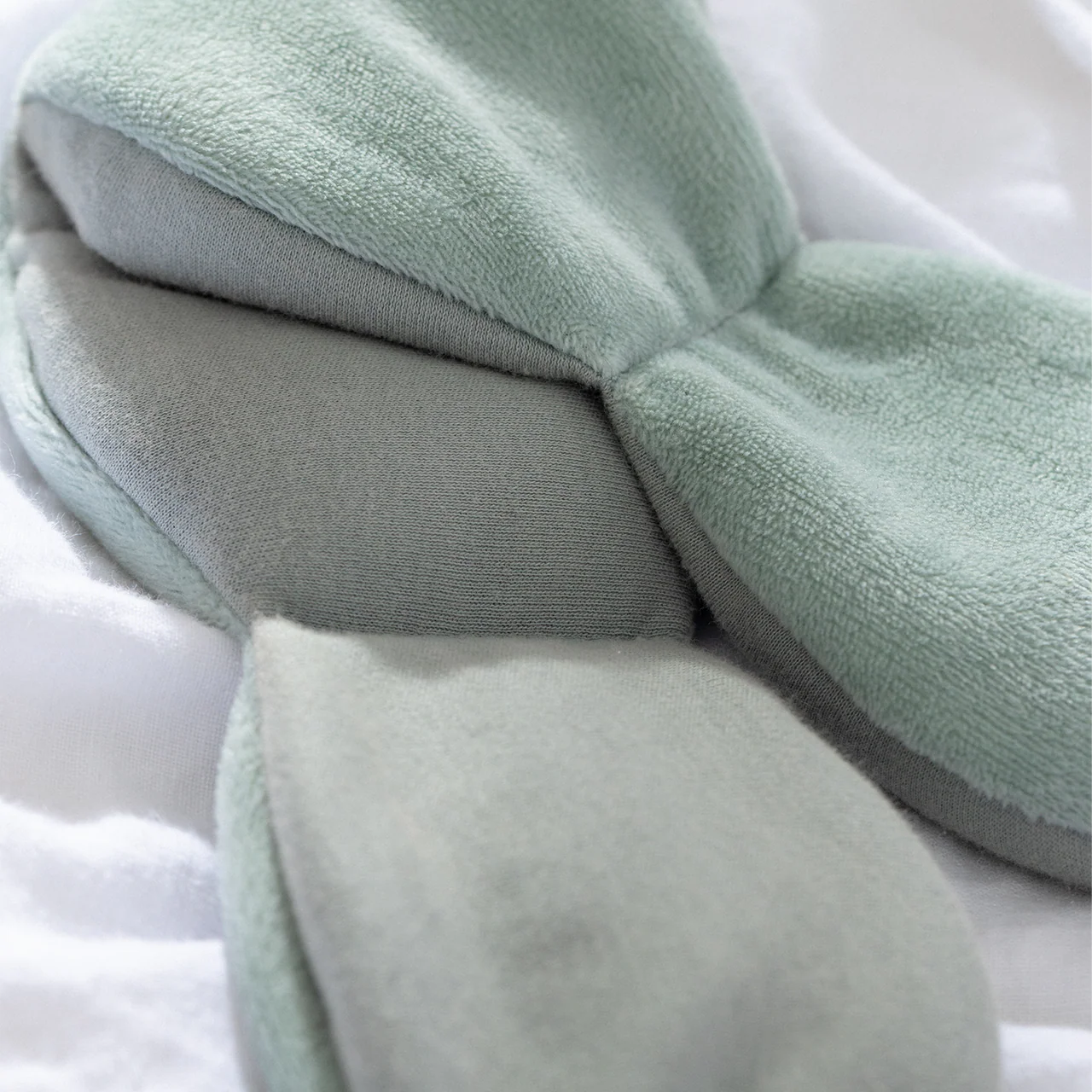 nodpod weighted sleep mask | Weighted eye mask | LOSHEN & CREM