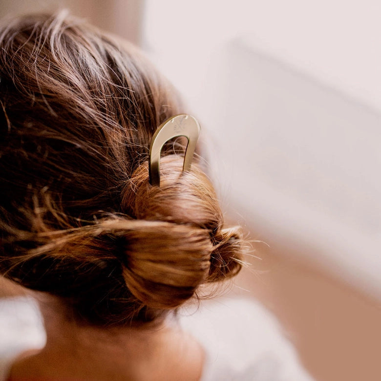 Gold Metal Pic Chignon | Accessories - French pin | LOSHEN & CREM