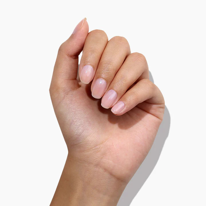 Pink illuminating nail concealer | Nail - Concealer | LOSHEN & CREM