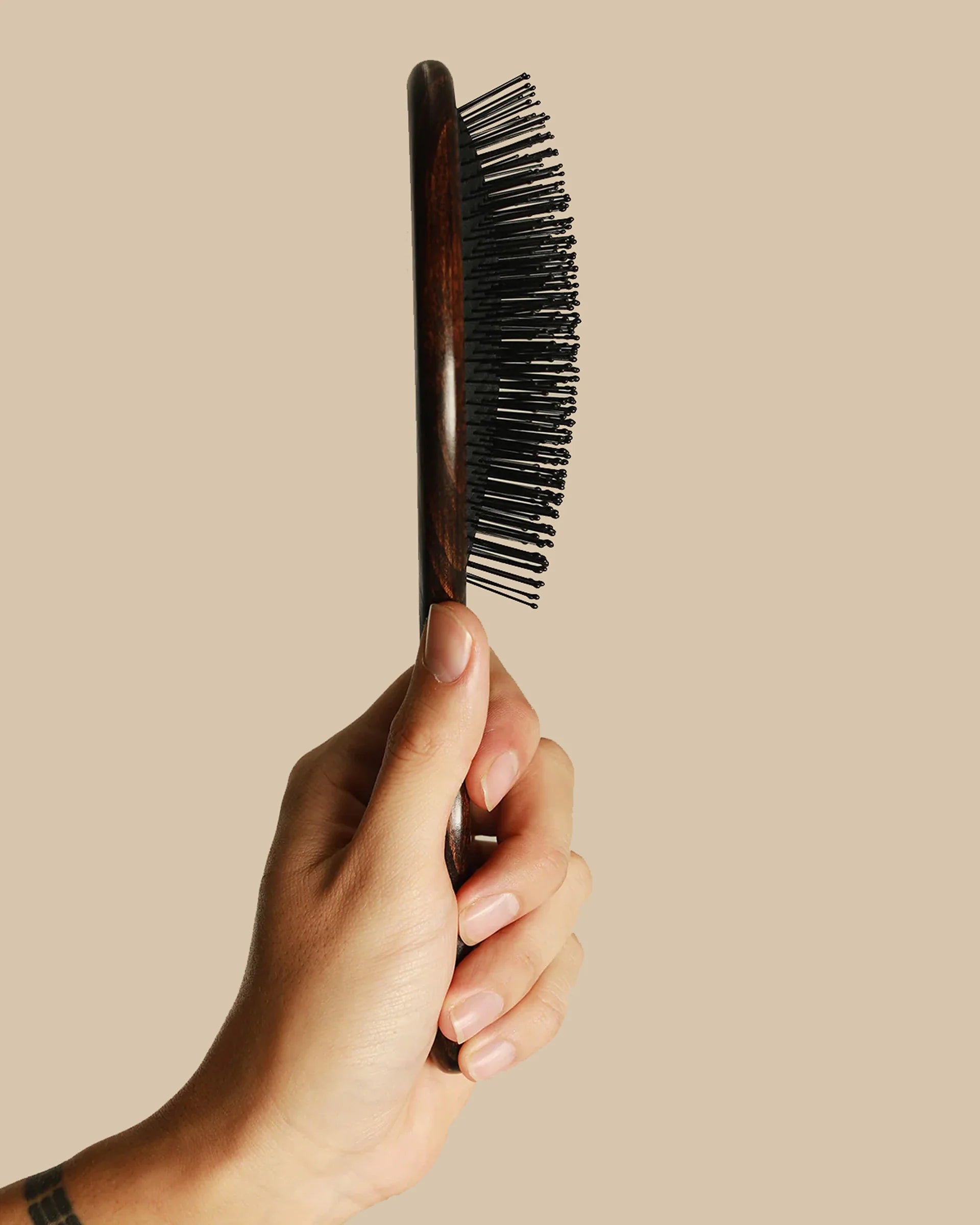 Bur Bur The Mermaid Wet Detangling Brush | Tools - Hair brush | LOSHEN & CREM