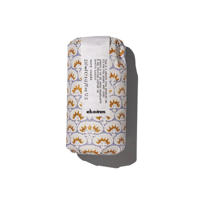 This is a Medium Hold Modeling Gel | Hair gel | LOSHEN & CREM