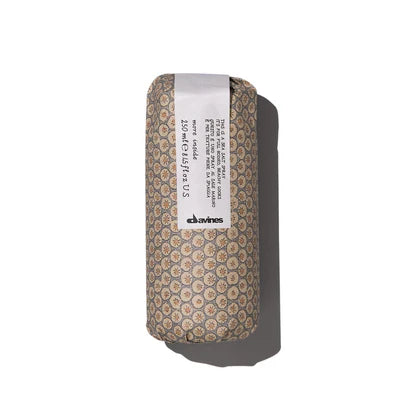 This is a Sea Salt Spray | Hair sea salt spray | LOSHEN & CREM