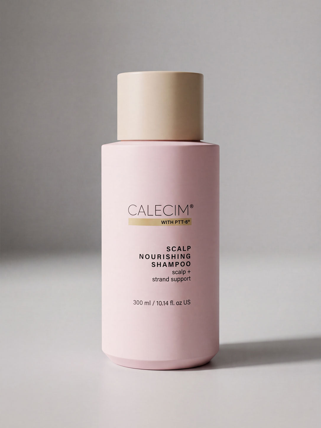 Calecim Professional Scalp Nourishing Shampoo 300 ml bottle in soft studio light
