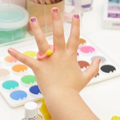 Betty Stella Scarlett Box | Nail - Kids polish | LOSHEN & CREM