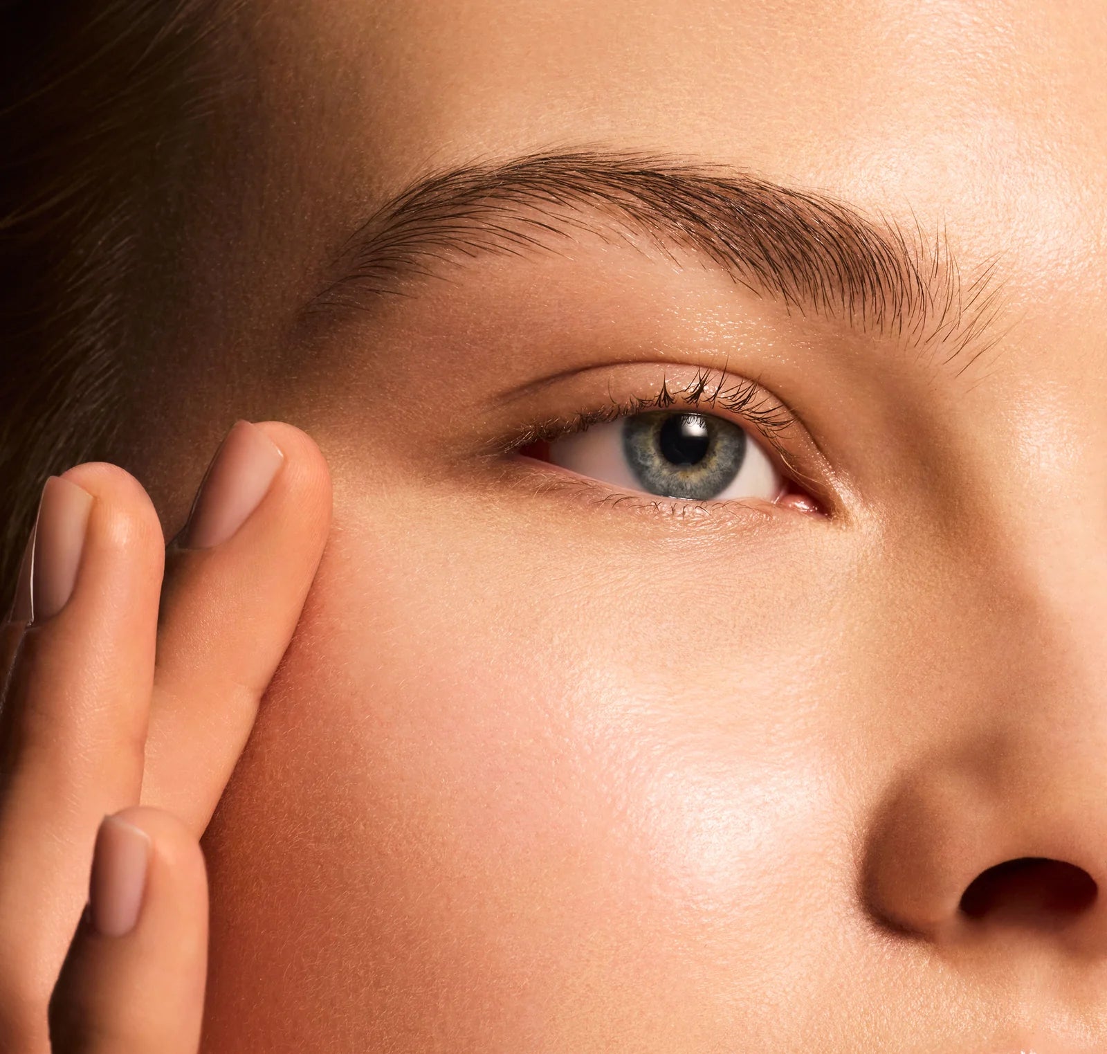 C EYE SERUM ADVANCE +