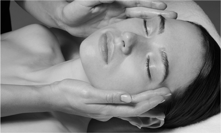 Rituel du visage Énergie des Glaciers de Valmont