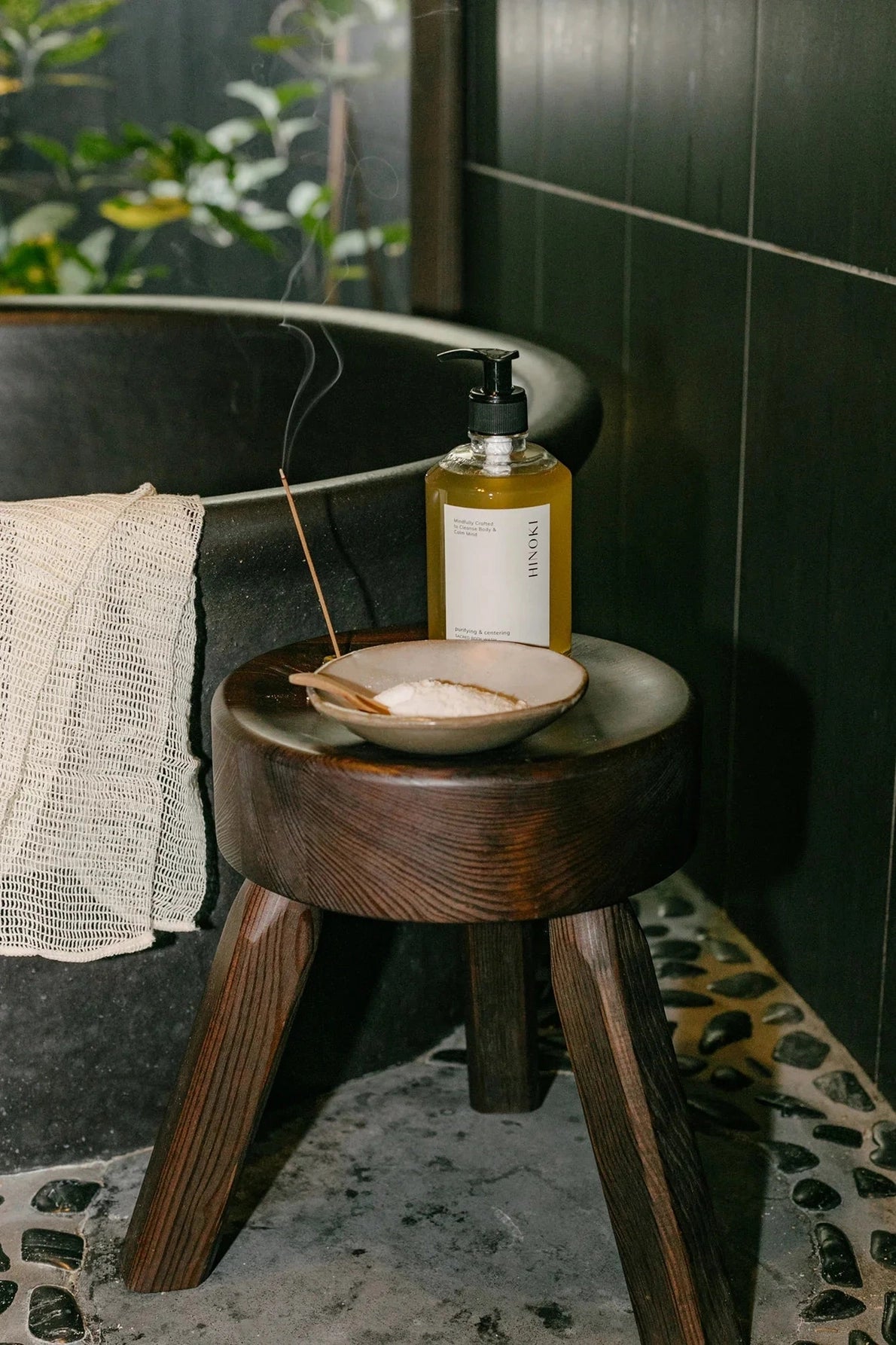 Cedar & Myrrh Hinoki Sacred Body Wash