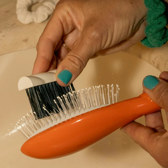 La Bonne Brosse The Cleaning Brush | Cleaning brush | LOSHEN & CREM