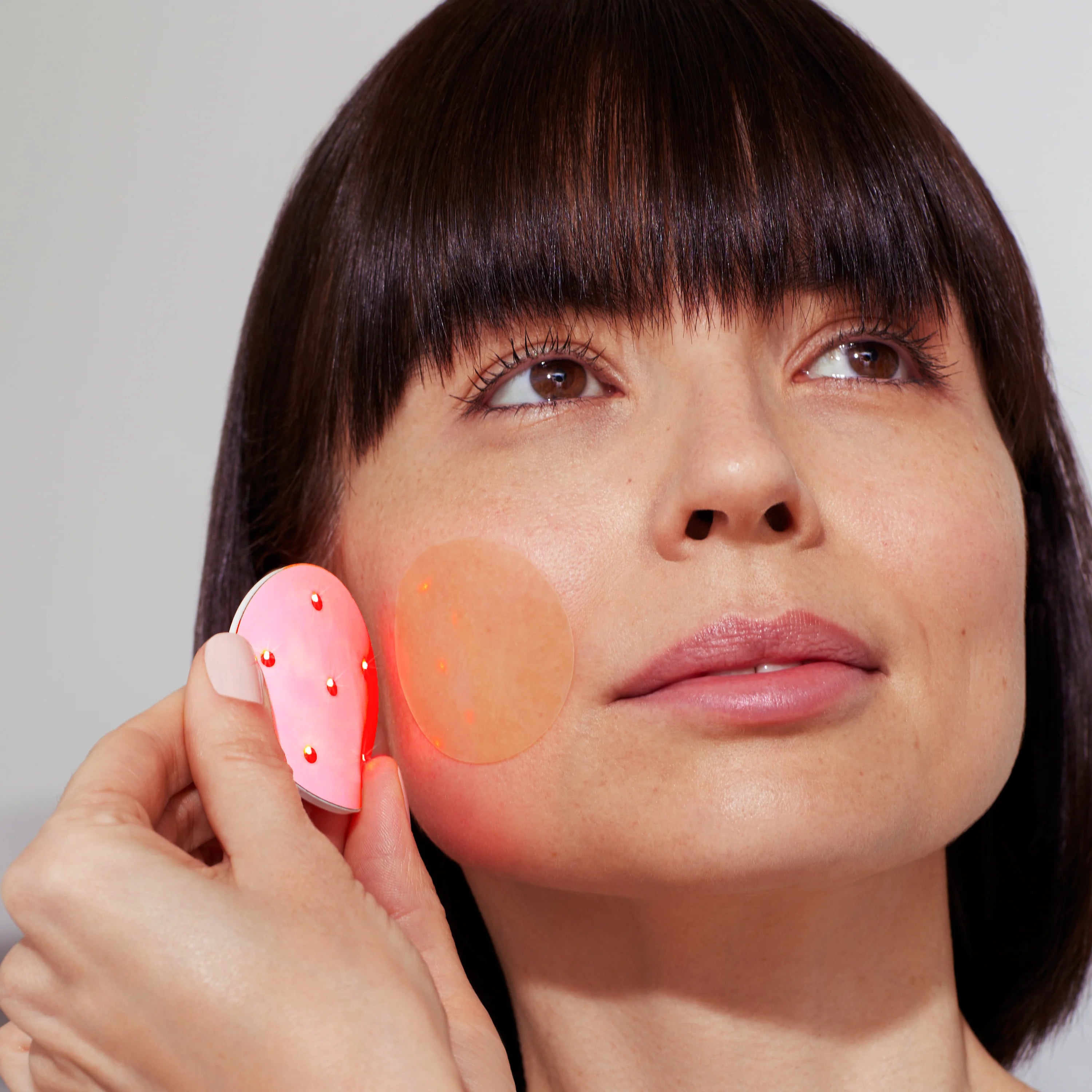 OMNILUX SKIN CORRECTOR | LED mask | LOSHEN & CREM