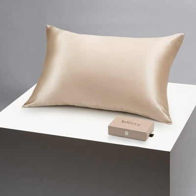 CHAMPAGNE - SILK PILLOWCASE | Silk Pillowcase | LOSHEN & CREM