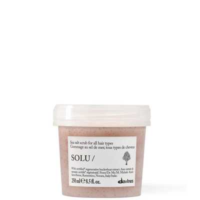 SOLU seat salt scrub cleanser