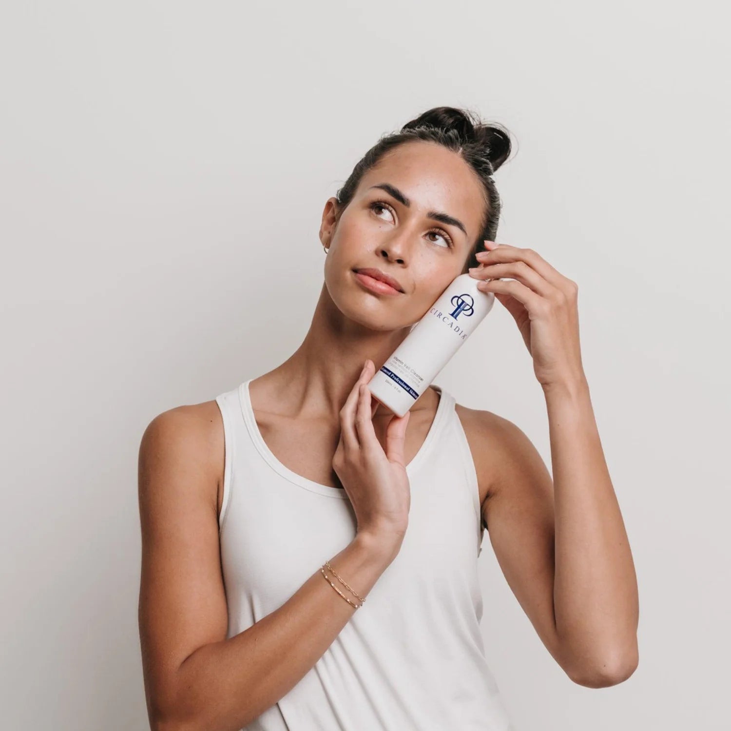 Vitamin Veil Cleanser | Oil cleanser | LOSHEN & CREM