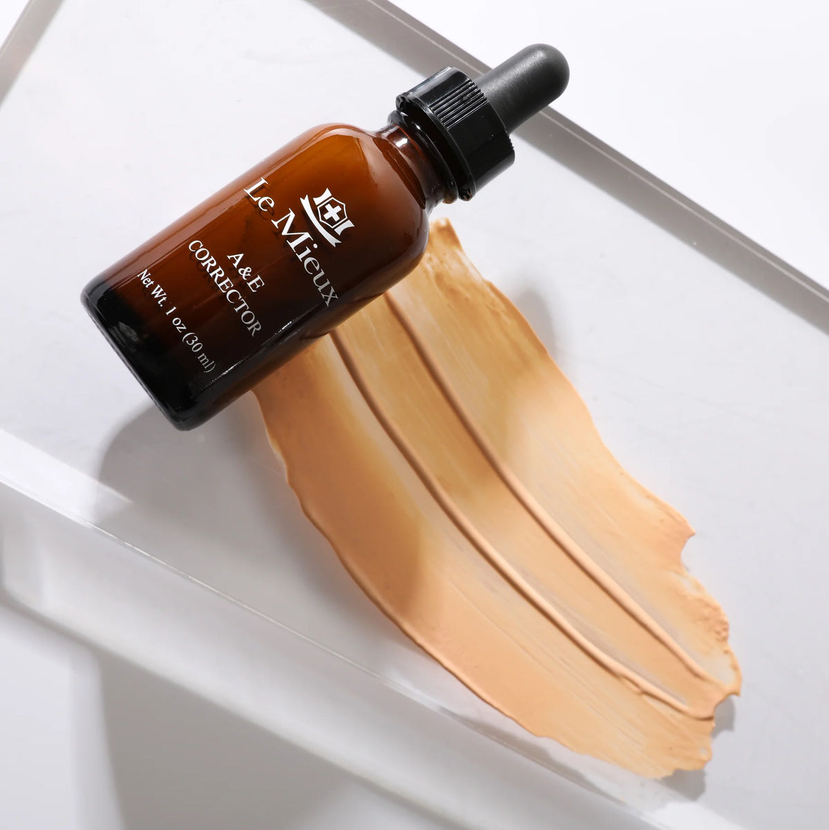 Le Mieux A&E Corrector 1 oz tinted spot treatment bottle tinted 