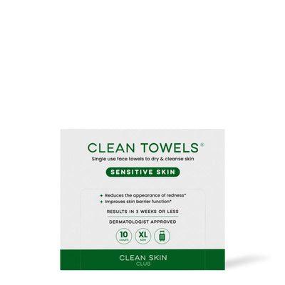 Serviettes pour le visage Clean Towels Peau sensible Clean Skin Club, paquet de 10 à bande verte, sur fond blanc