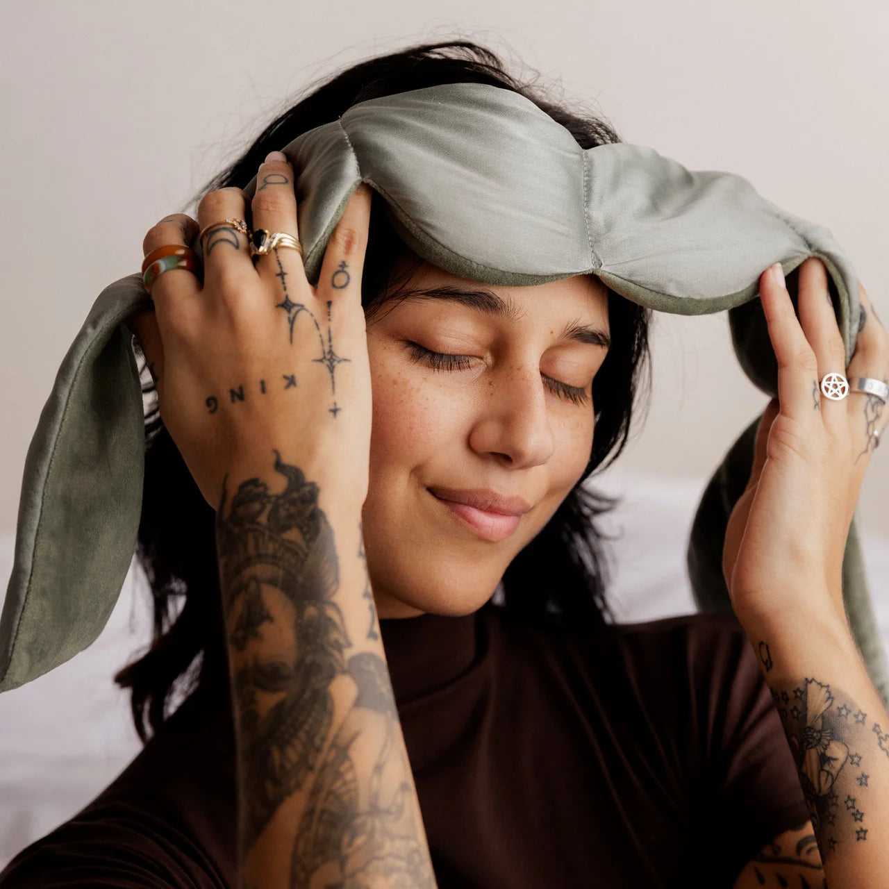 nodpod silk weighted sleep mask | Weighted eye mask | LOSHEN & CREM
