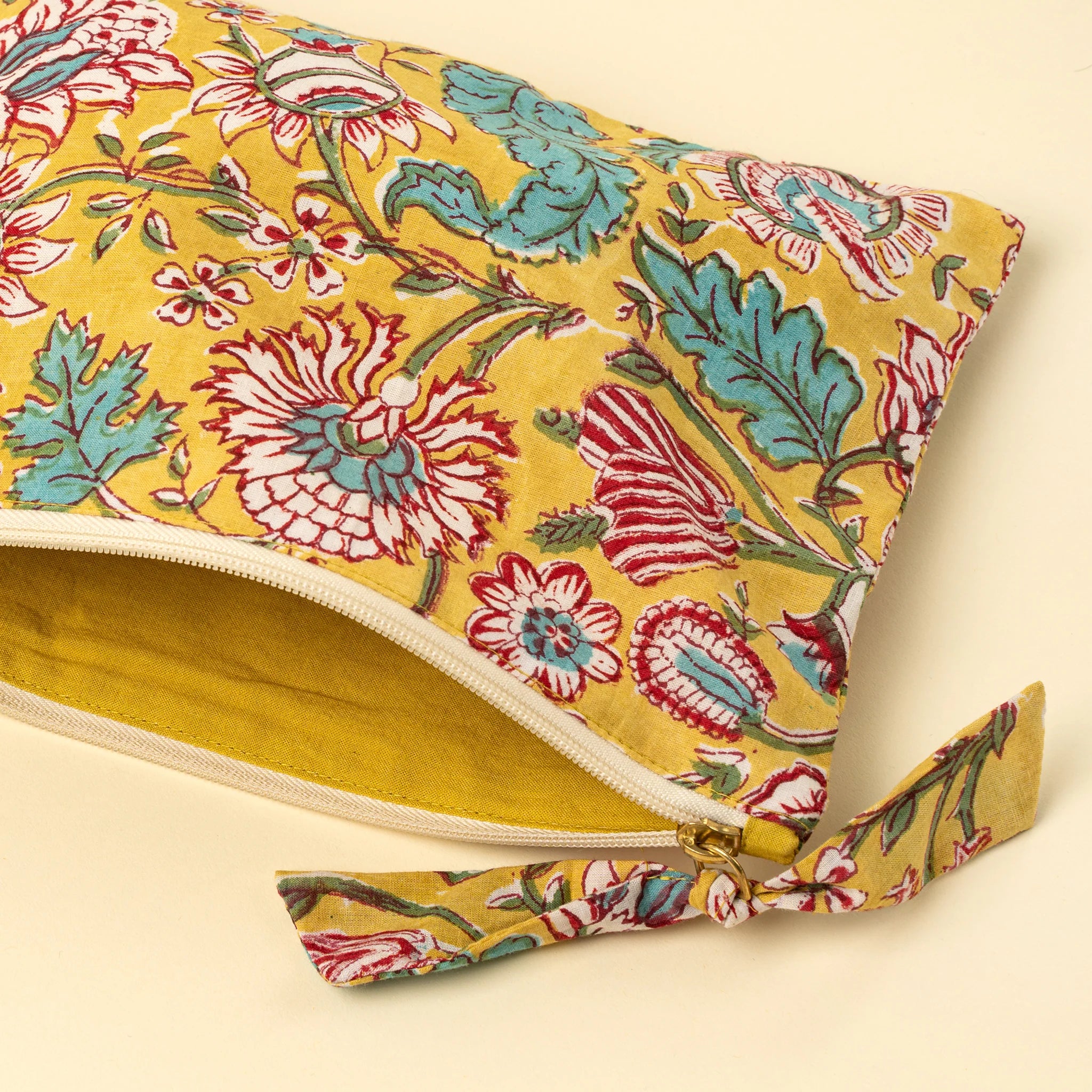 Indaba Pouch
