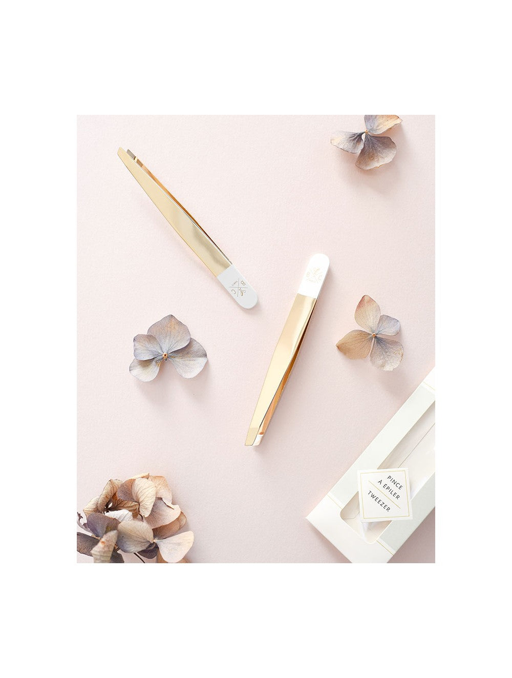 La pince à épiler – The Tweezer by Bachca | Tweezers | LOSHEN & CREM