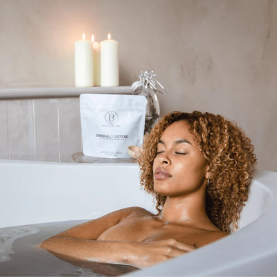 EMERALD DETOX CLAY MINERAL BATH SOAK | Bath detox soak | LOSHEN & CREM