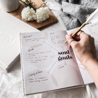PRESS PAUSE. | Journal | LOSHEN & CREM